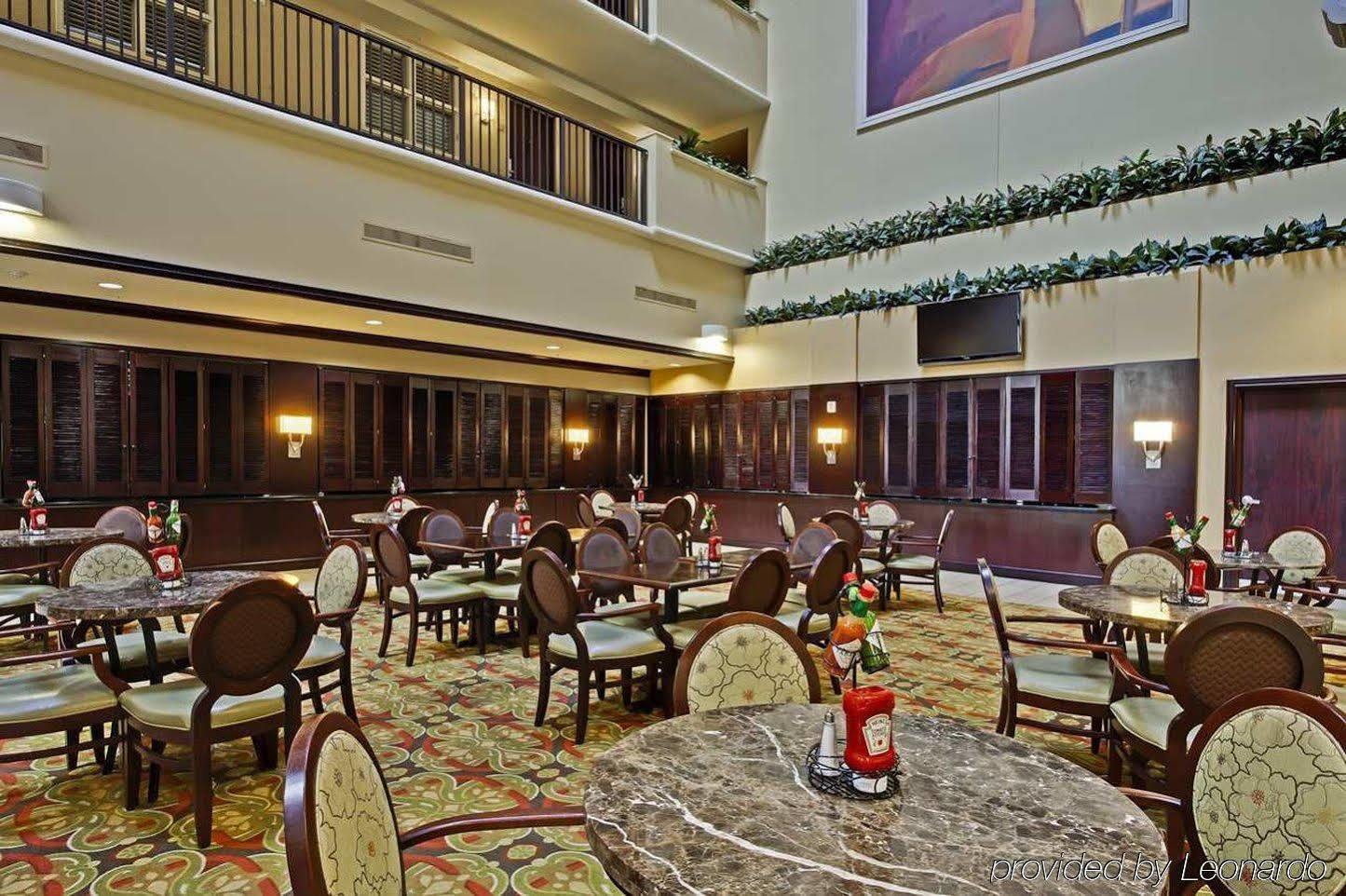 Embassy Suites By Hilton Tampa Brandon Heartland Exterior photo